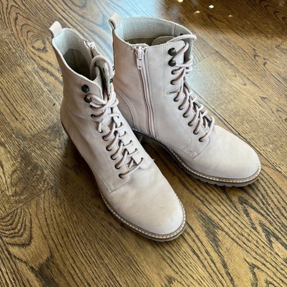 Seychelles Irresistible Boots in Blush, Size 8 - Picture 4 of 8